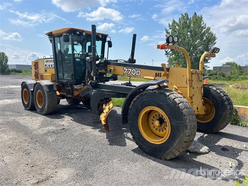 John Deere 770D Motor Grader معدات تمهيد الطرق