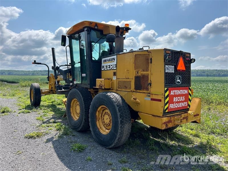 John Deere 770D Motor Grader معدات تمهيد الطرق