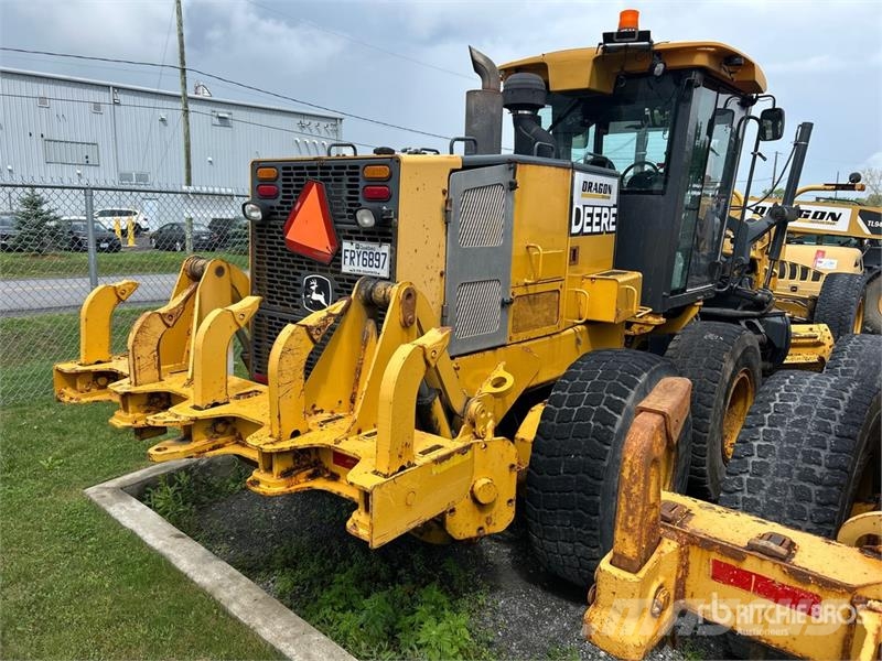 John Deere 770D Motor Grader معدات تمهيد الطرق