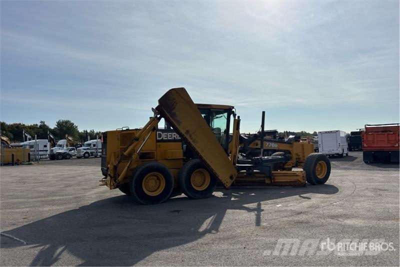 John Deere 770D Motor Grader Gréderek