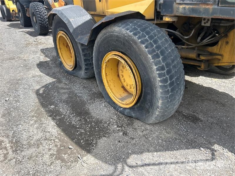 John Deere 772G AWD Motor Grader (Inoperable) Tiehöylät
