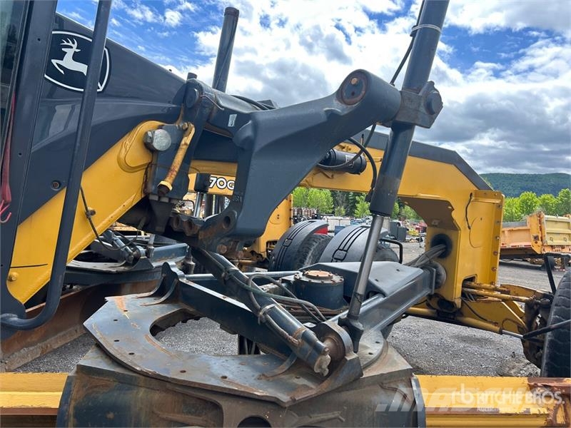 John Deere 772G AWD Motor Grader (Inoperable) Tiehöylät