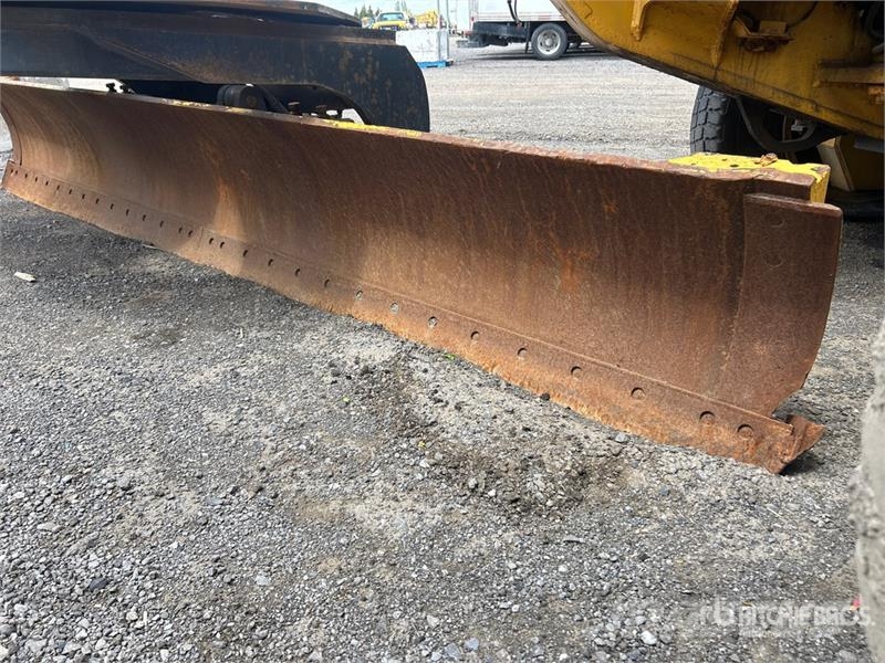 John Deere 772G AWD Motor Grader (Inoperable) Tiehöylät