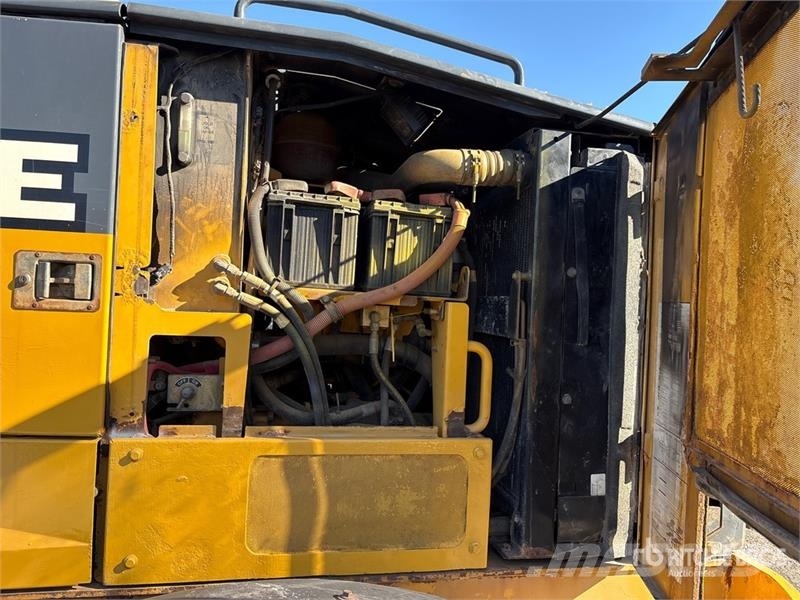 John Deere 772GP AWD Motor Grader Greideriai