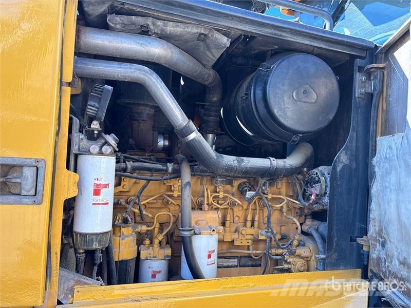 John Deere 772GP AWD Motor Grader Greideriai