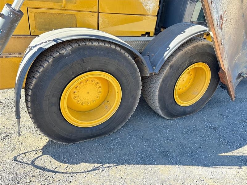 John Deere 772GP AWD Motor Grader Greideriai