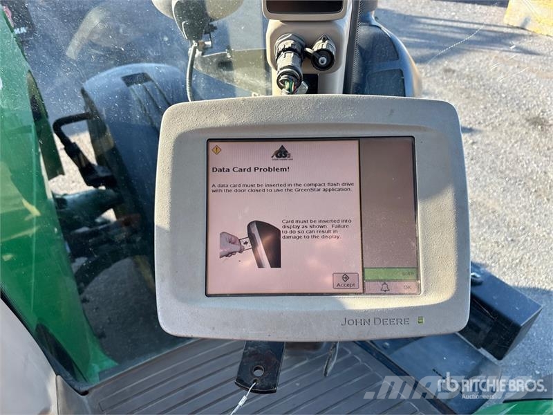 John Deere 8285R الجرارات
