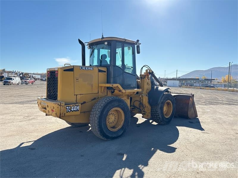 John Deere TC44H Radlader