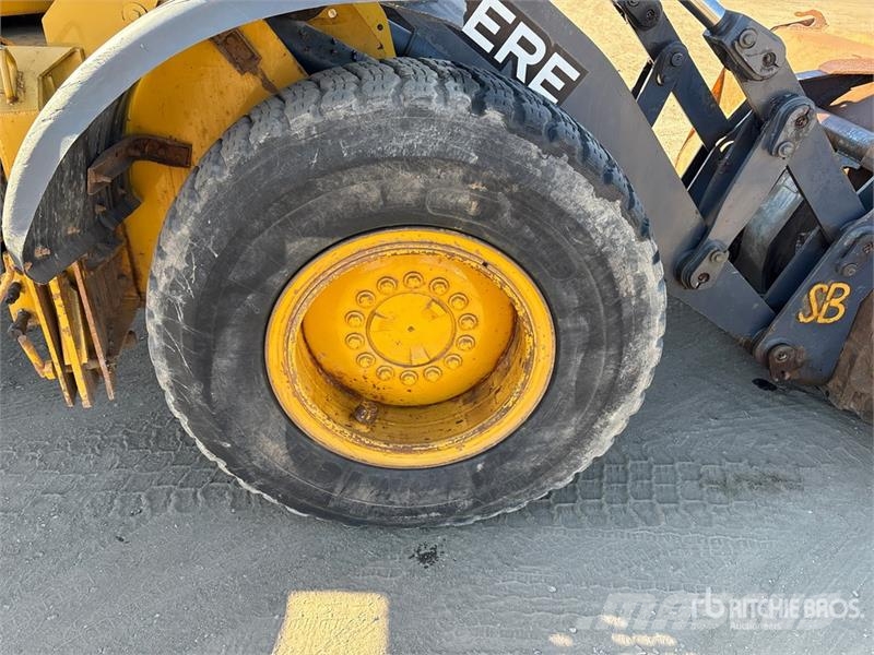 John Deere TC44H Radlader