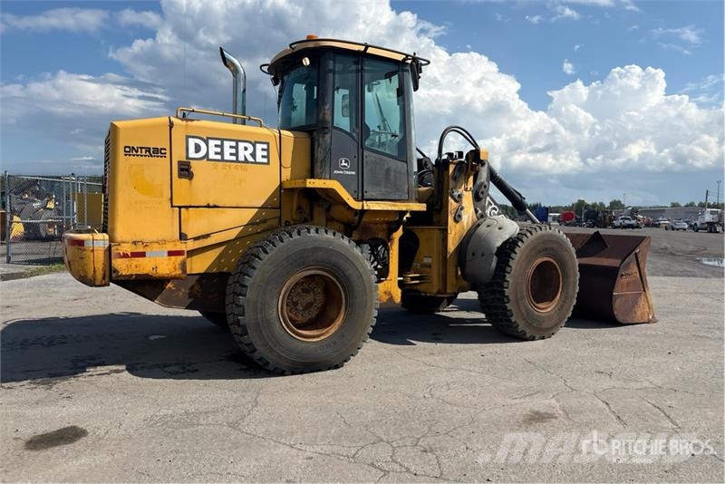 John Deere TC62H Wheel Loader Wheel loaders