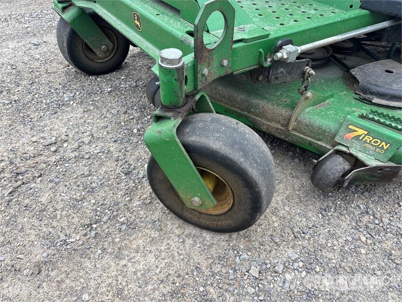John Deere Z997R ZTrak 4x2 Zero-Turn Lawn Mower Самохідні газонокосарки