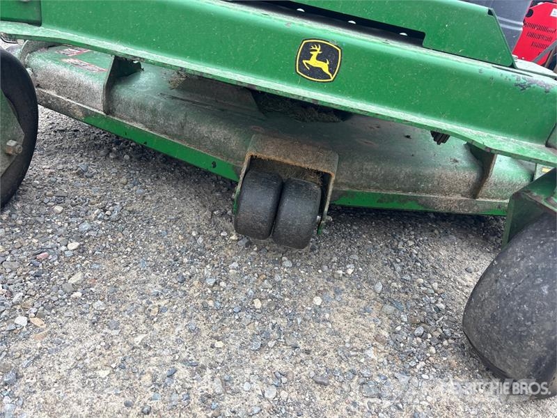 John Deere Z997R ZTrak 4x2 Zero-Turn Lawn Mower Самохідні газонокосарки