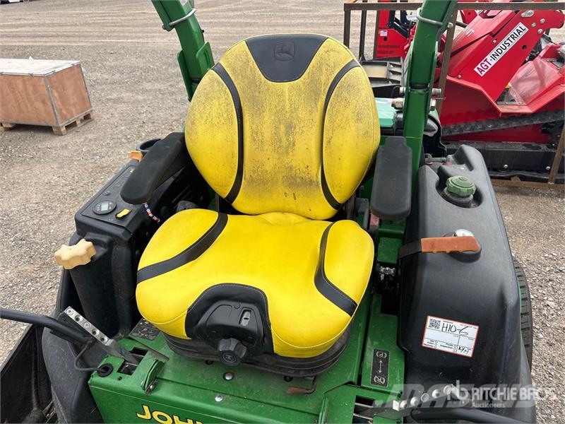 John Deere Z997R ZTrak 4x2 Zero-Turn Lawn Mower Самохідні газонокосарки