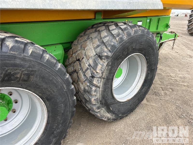 Joskin Trans-KTP 22/50 T/A Off-Road End Dump Trailer Вантажівки / спеціальні