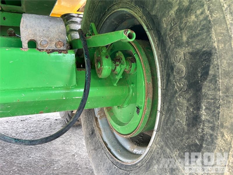 Joskin Trans-KTP 22/50 T/A Off-Road End Dump Trailer Вантажівки / спеціальні