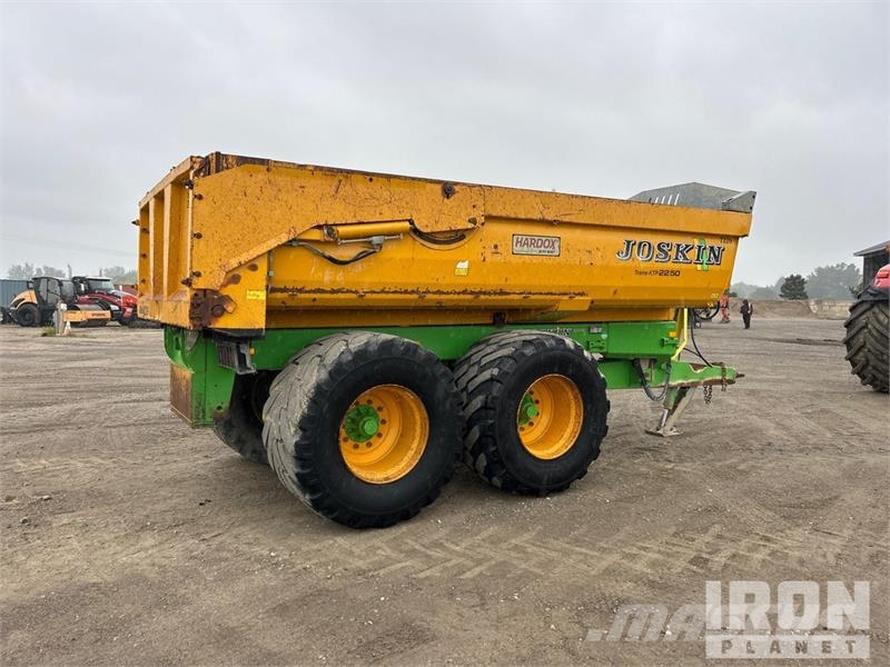 Joskin Trans-KTP 22/50 T/A Off-Road End Dump Trailer Вантажівки / спеціальні
