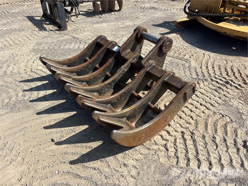  JR 60 in Q/C Excavator Rake Rakes and tedders