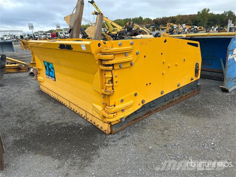  JR ODS60-1026 10 ft Hydraulic Reversing Snow Pushe 제설 블레이드 및 제설기