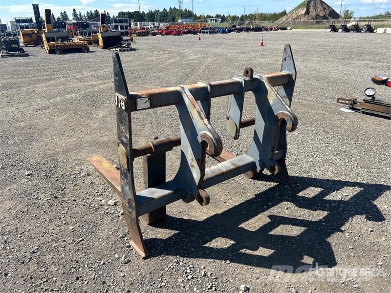JRB TC54H 47 in Q/C Wheel Loader Forks Pallgafflar