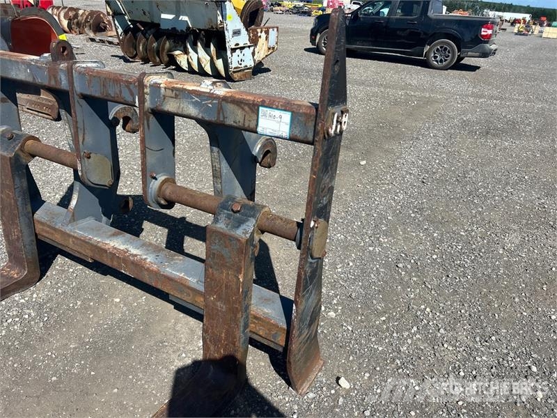 JRB TC54H 47 in Q/C Wheel Loader Forks Pallgafflar
