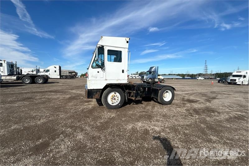Kalmar 4x2 Spotter Truck Terminalivedukid