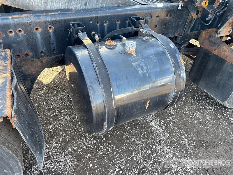 Kalmar 4x2 Spotter Truck Terminalivedukid