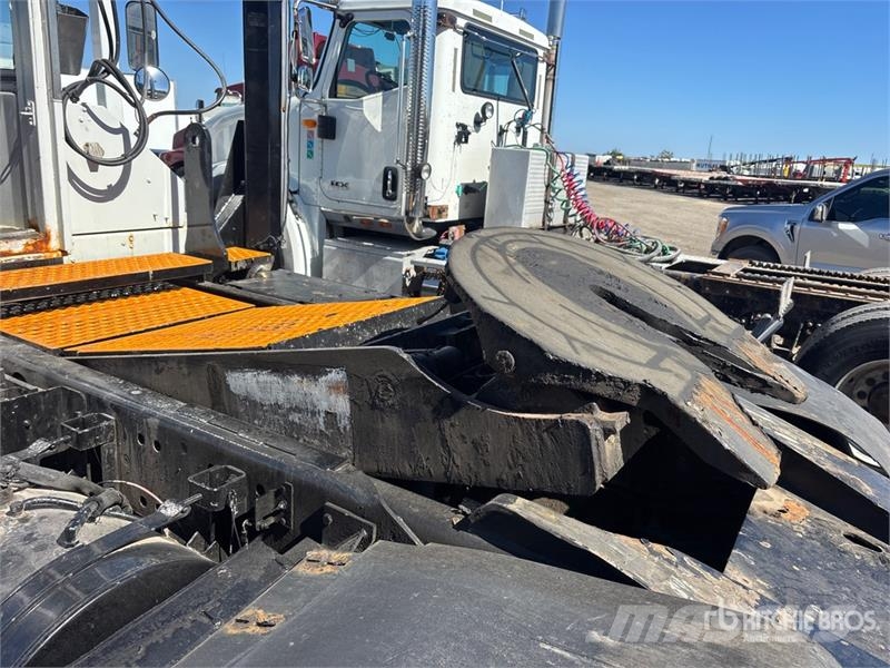 Kalmar 4x2 Spotter Truck Tractocamiones para terminales