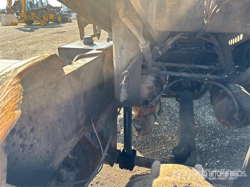 Kalmar 4x2 Spotter Truck Terminalivedukid