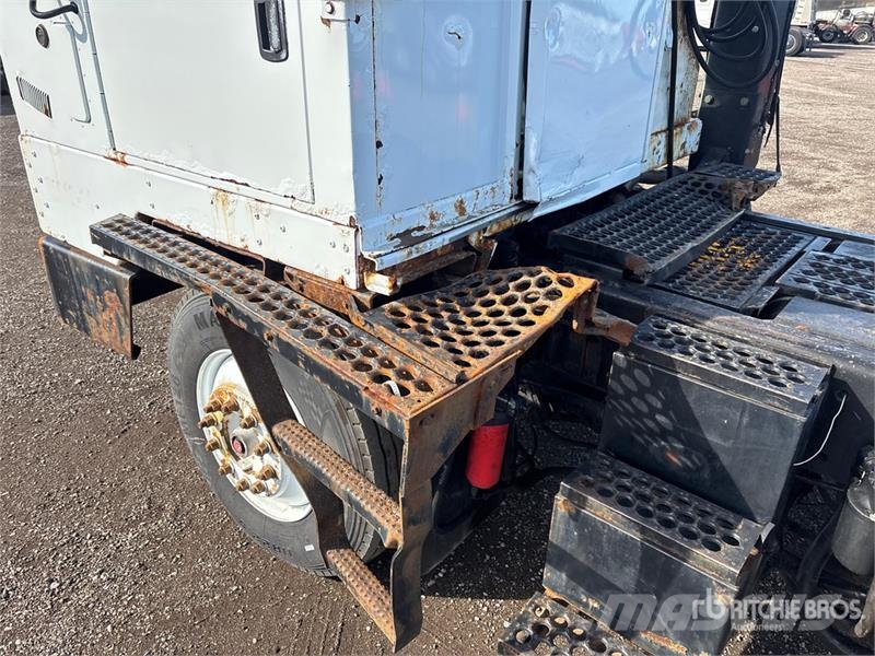 Kalmar 4x2 Spotter Truck Terminalivedukid