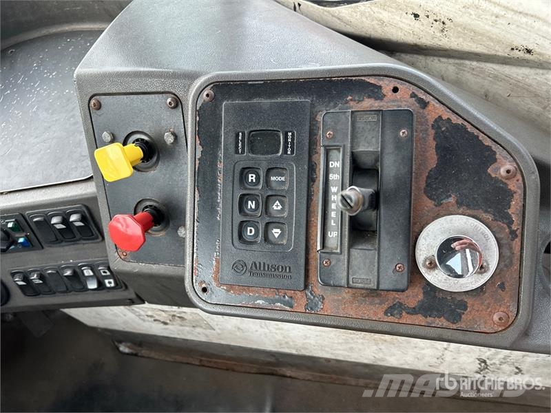 Kalmar Ottawa T2 4x2 Spotter Truck 터미널 트랙터