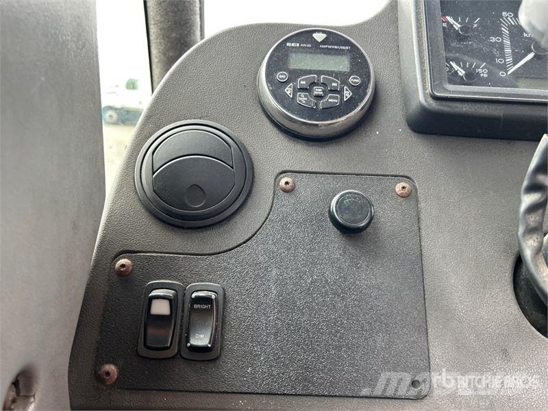 Kalmar Ottawa T2 4x2 Spotter Truck 터미널 트랙터