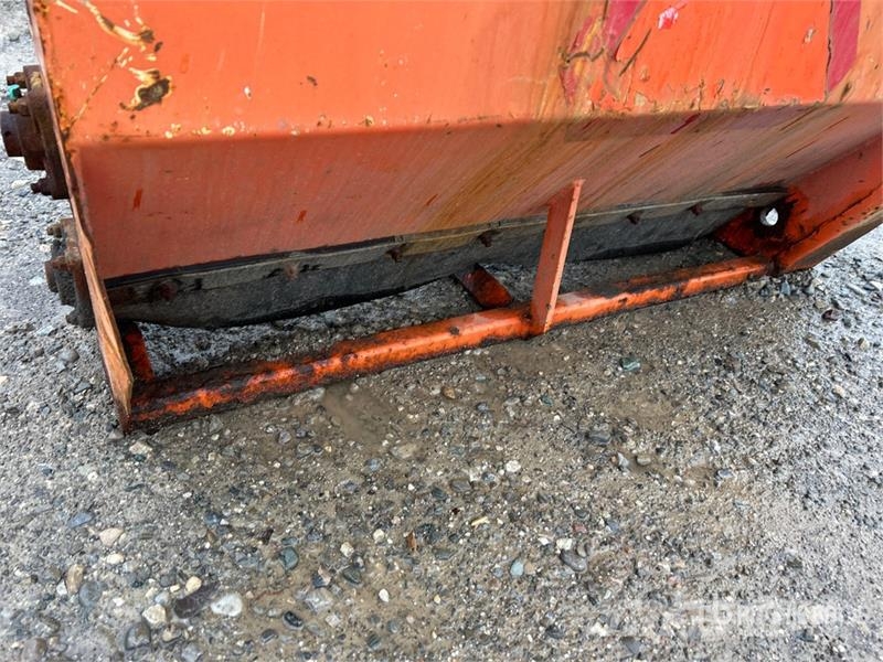  Kanlan 3 pt Hitch Salt Spreader Hiekan- ja suolanlevittimet