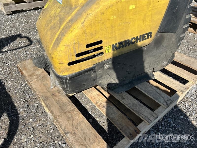 Kärcher Walk-Behind Electric Floor Scrubber مقطورات أخرى