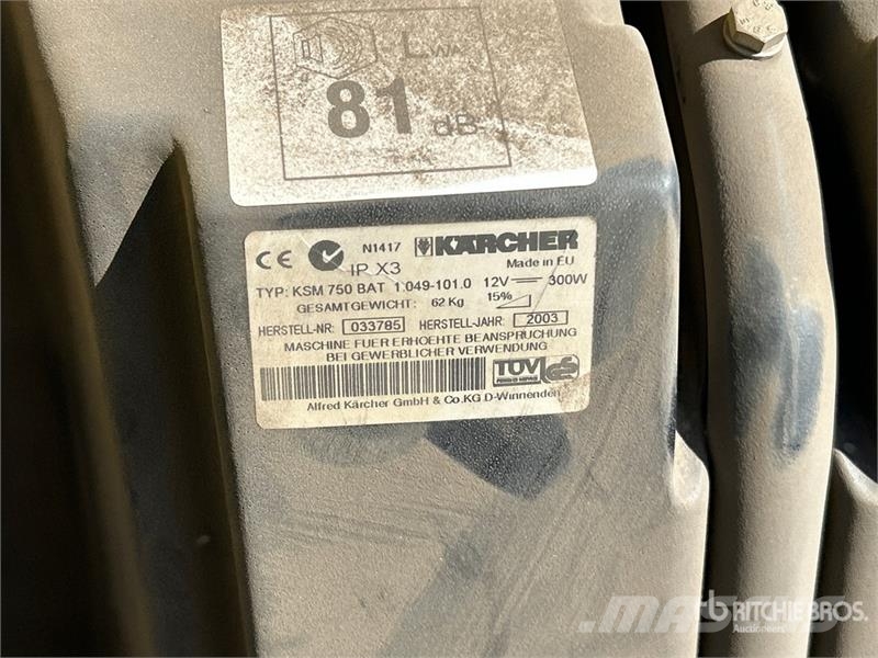 Kärcher Walk-Behind Electric Floor Scrubber مقطورات أخرى
