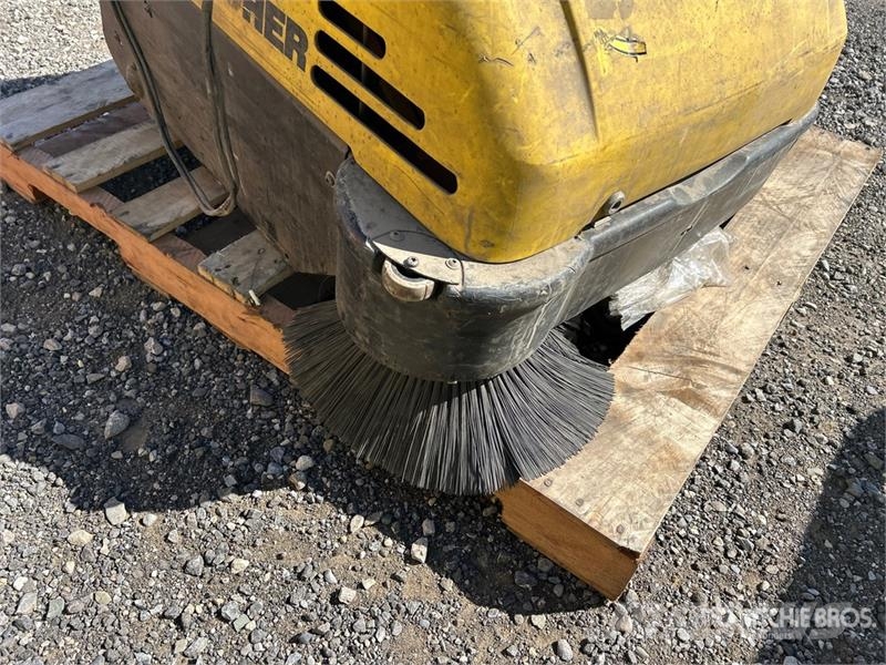 Kärcher Walk-Behind Electric Floor Scrubber مقطورات أخرى