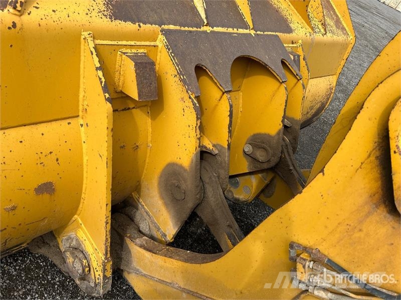 Kawasaki 92ZV-2 Wheel Loader Kolové nakladače