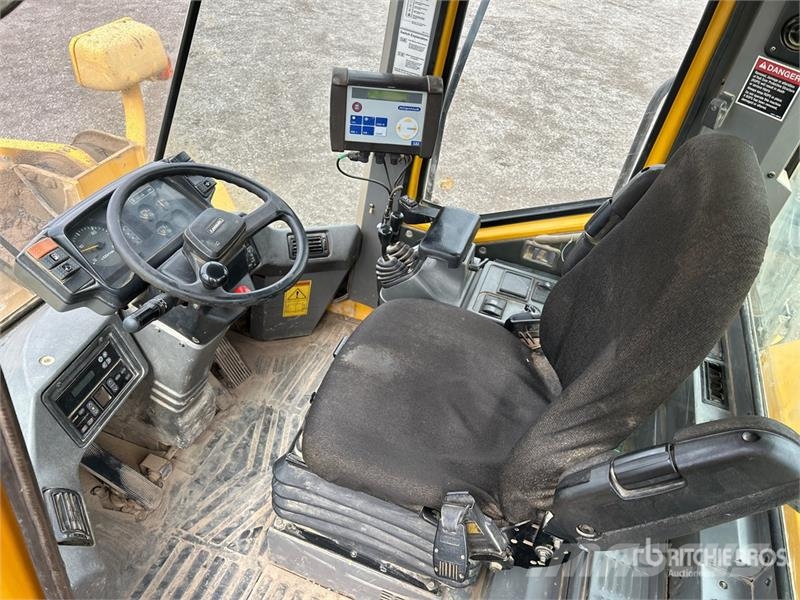 Kawasaki 92ZV-2 Wheel Loader Kolové nakladače