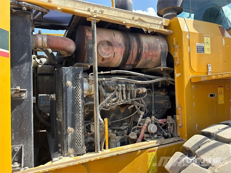 Kawasaki 92ZV-2 Wheel Loader Kolové nakladače