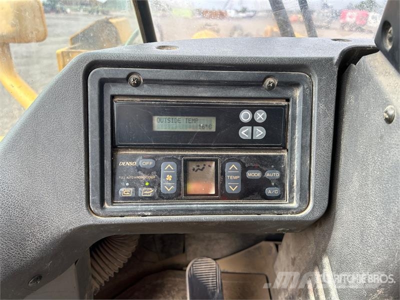 Kawasaki 92ZV-2 Wheel Loader Kolové nakladače