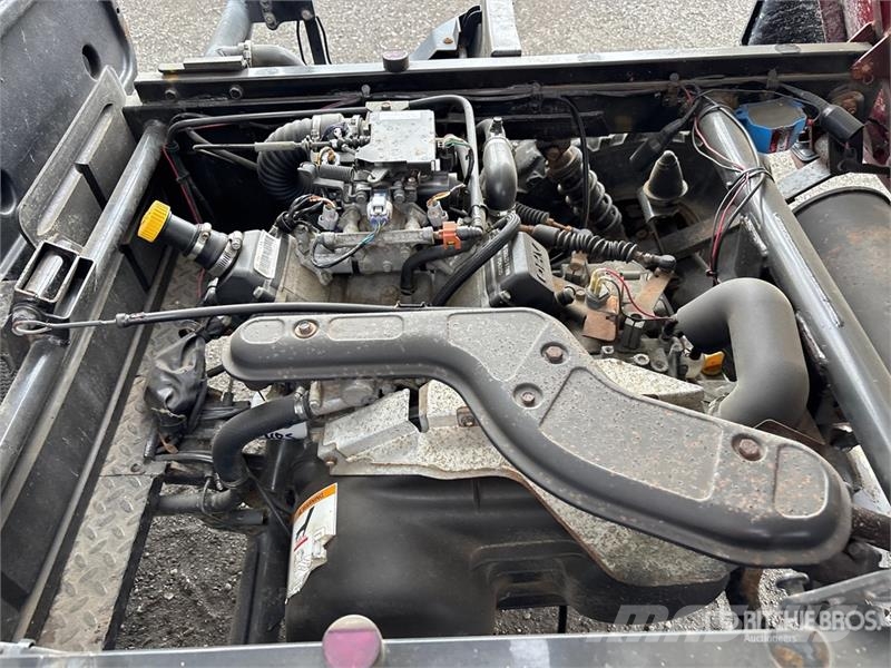 Kawasaki KAF620E Maquinaria para servicios públicos