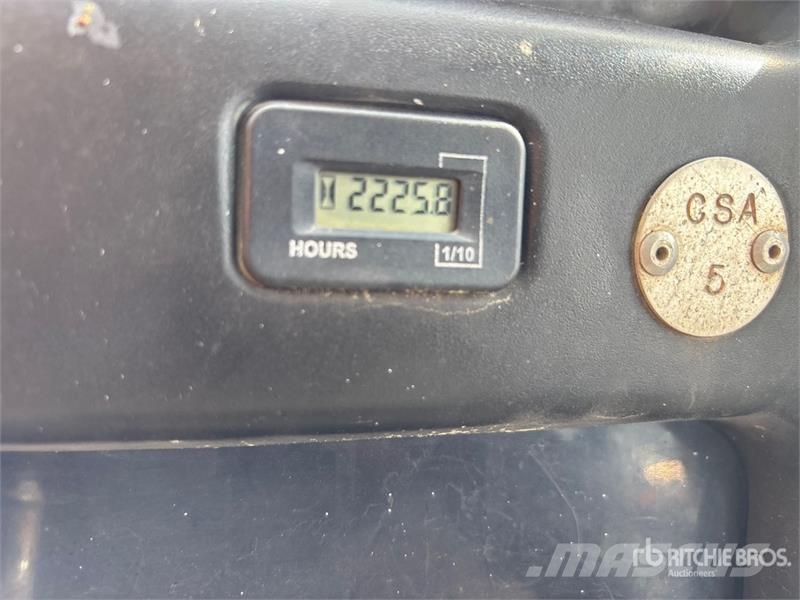 Kawasaki KAF620E Maquinaria para servicios públicos