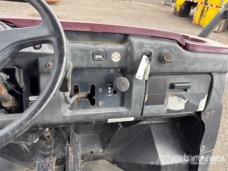 Kawasaki KAF620E Maquinaria para servicios públicos