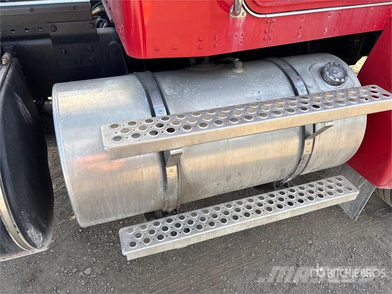 Kenworth 370 4x2 Hooklift Truck Kotalni prekucni tovornjaki