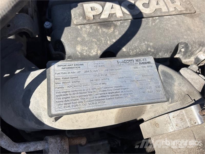 Kenworth 6x4 T/A Sleeper Truck Tractor (Inoperable) Motrici e Trattori Stradali