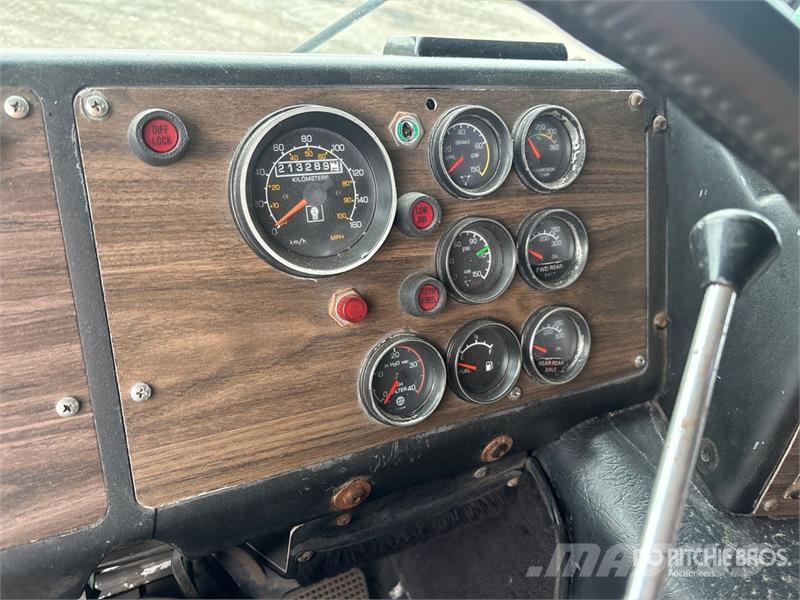 Kenworth K100E Vetopöytäautot