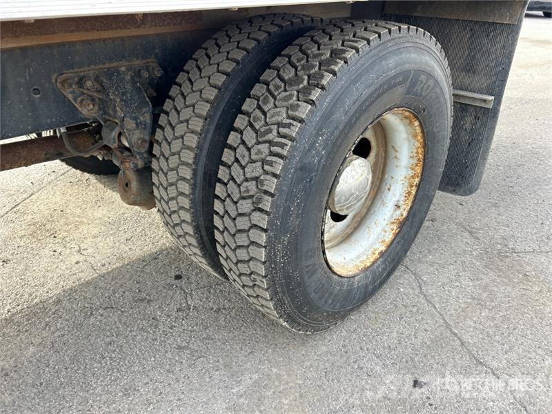 Kenworth K270 4x2 Utility Truck Pick up/Fiancata ribaltabile