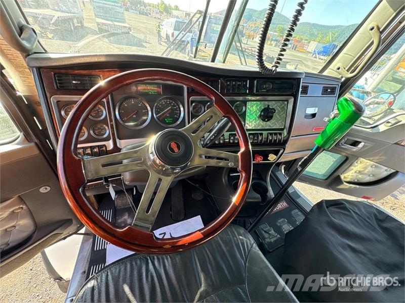 Kenworth T-800 Sleeper Tow Truck Евакуатори