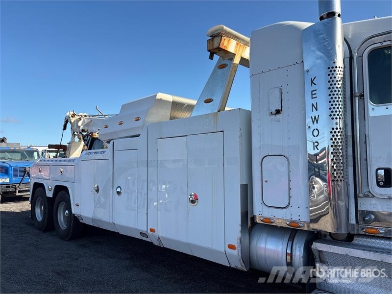 Kenworth T-800 Sleeper Tow Truck Евакуатори