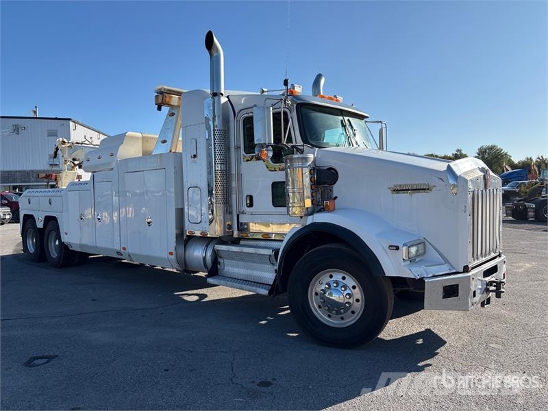 Kenworth T-800 Sleeper Tow Truck Евакуатори