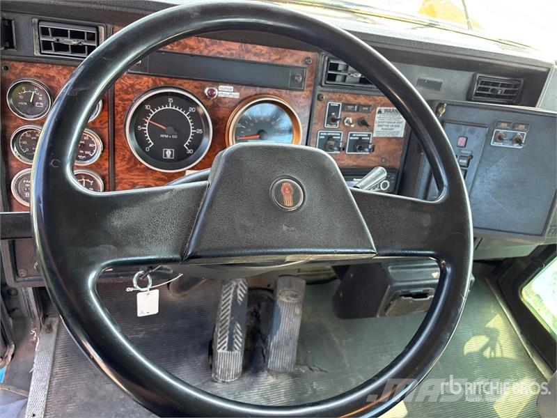 Kenworth T300 Tracteur de manœuvre